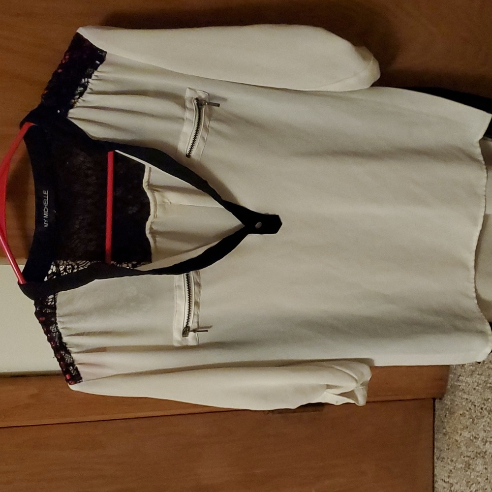 MyMichelle size S dress shirt.